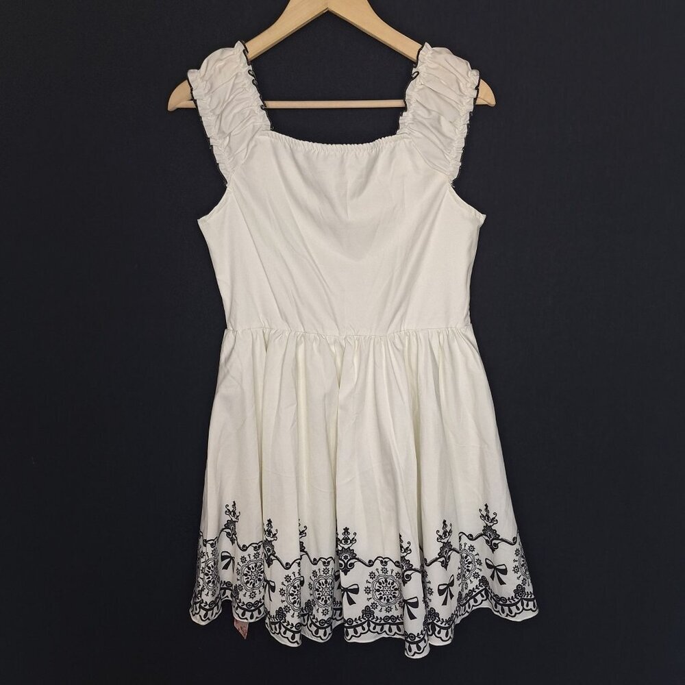 NWOT Smocked Cottagecore Lined Dress Size M Milkmaid Balletcore Romantic Preppy - Picture 6 of 7